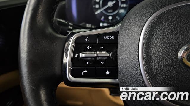 Kia Carnival 2020 — Photo 34/38
