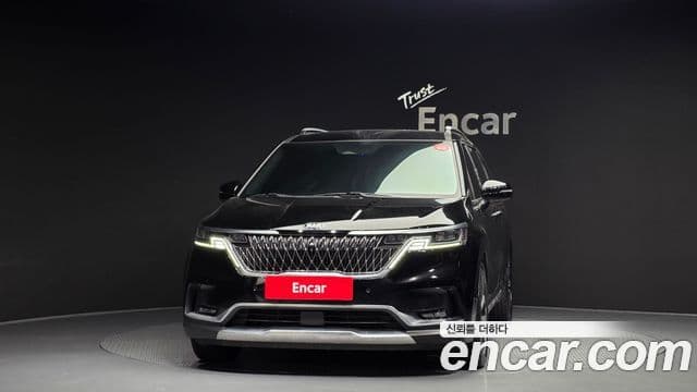 Kia Carnival 2021 — Фото 3/20