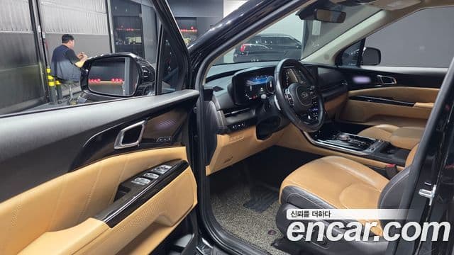 Kia Carnival 2021 — Фото 10/20