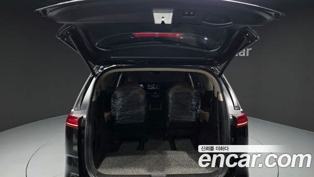 Kia Carnival 2021 — Фото 20/20