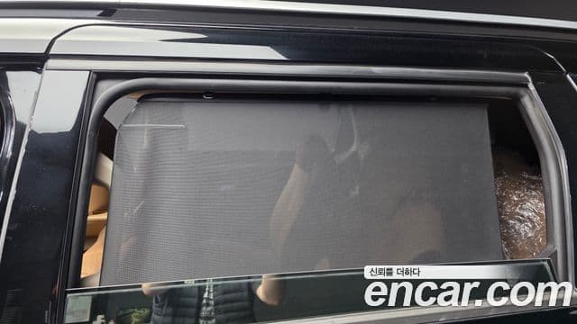 Kia Carnival 2021 — Photo 15/34