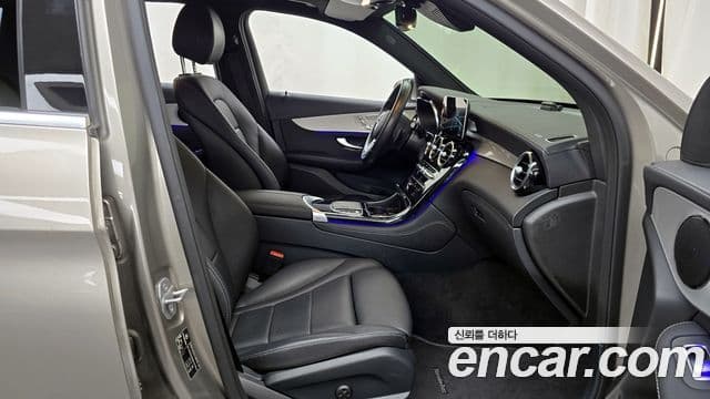 Mercedes-Benz GLC-Class 2020 — Şəkil 4/20