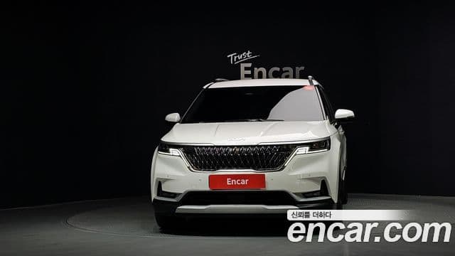 Kia Carnival 2022 — Фото 3/20
