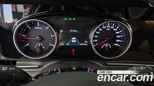 Kia Carnival 2022 — Фото 8/20