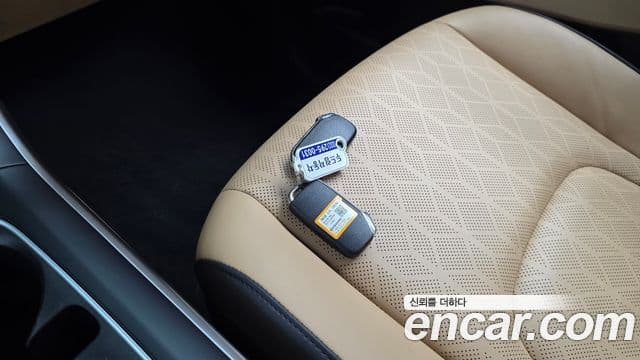 Kia Carnival 2022 — Şəkil 13/32