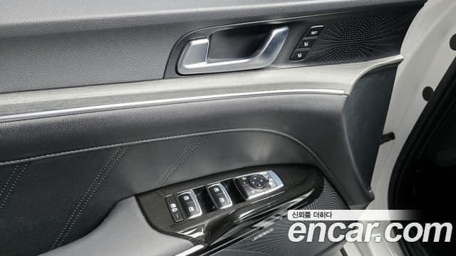Kia K5 2024 — фото 18 из 20