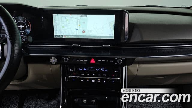 Kia Carnival 2023 — Фото 12/20