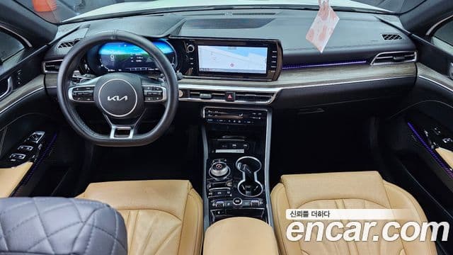 Kia K5 2022 — ფოტო 7/20