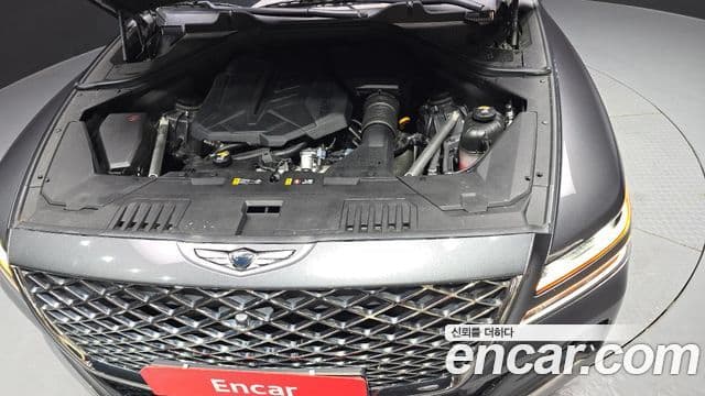 Genesis GV80 2021 — Photo 28/30
