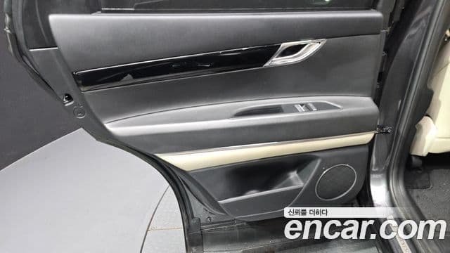 Genesis GV80 2021 — Photo 2/30