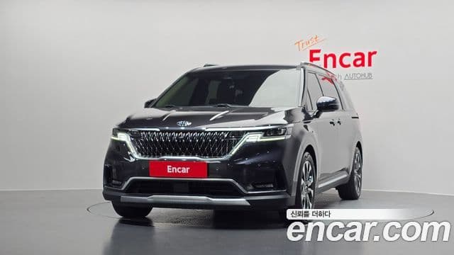 Kia Carnival 2021 — Фото 3/20