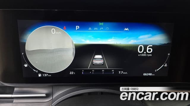 Kia Carnival 2021 — Фото 8/20