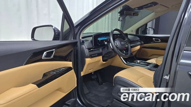 Kia Carnival 2021 — Фото 10/20