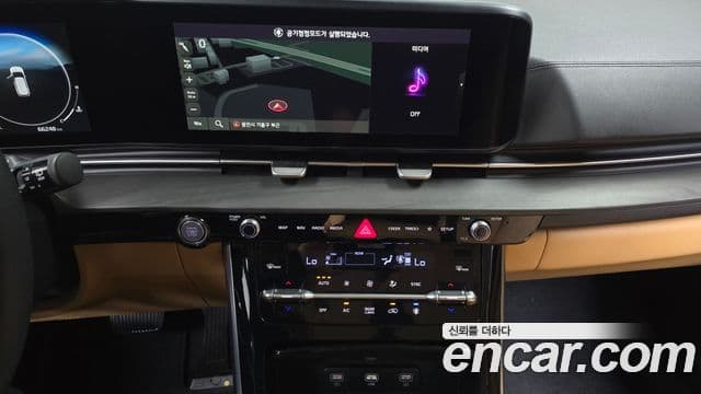 Kia Carnival 2021 — Фото 14/20