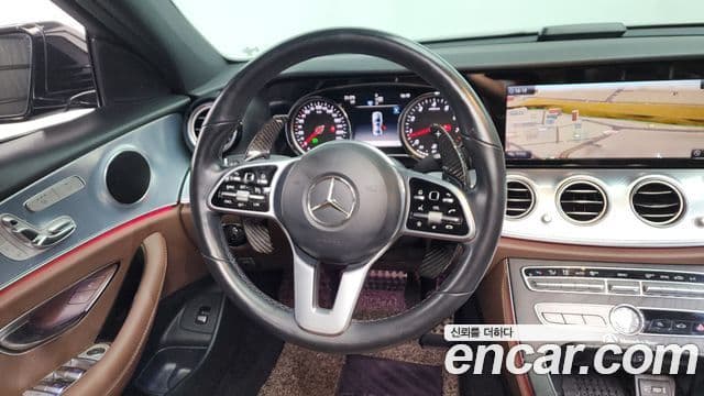 Mercedes-Benz E-Class 2020 — Şəkil 13/20