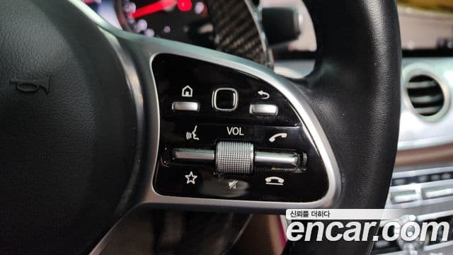 Mercedes-Benz E-Class 2020 — Şəkil 18/20