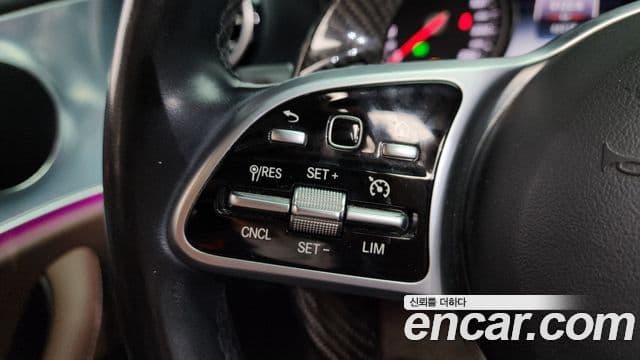 Mercedes-Benz E-Class 2020 — Şəkil 19/20