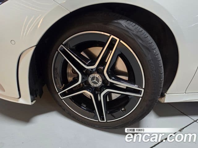 Mercedes-Benz CLA-Class 2021 — Фото 19/20
