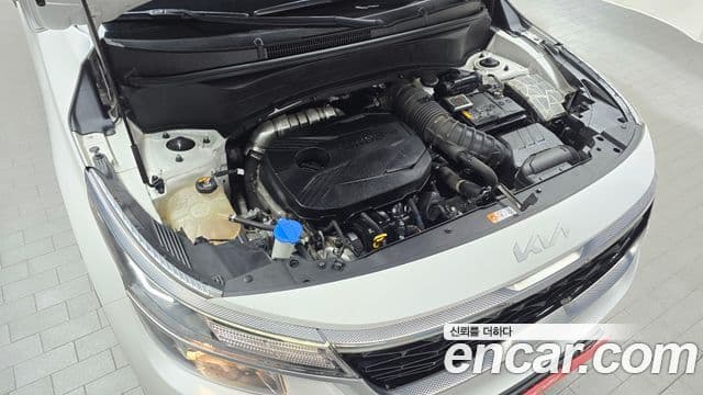 Kia Seltos 2022 — Şəkil 6/20