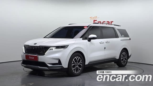 Kia Carnival 2021 — Фото 1/20