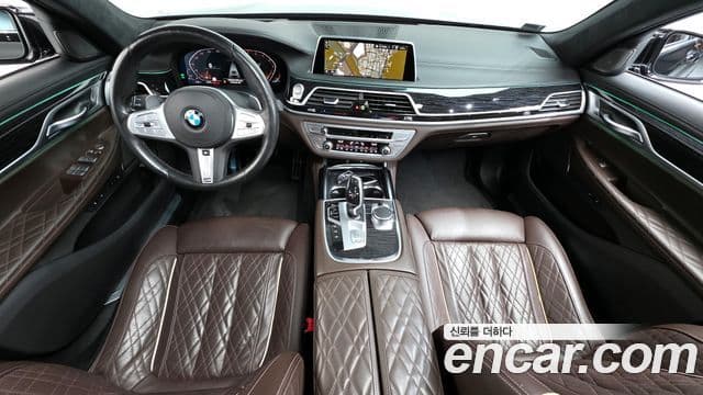 BMW 7 Series 2021 — ფოტო 10/20