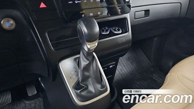 Hyundai Staria 2022 — Şəkil 9/20