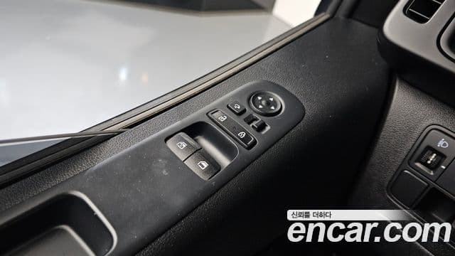 Hyundai Staria 2022 — Şəkil 13/20