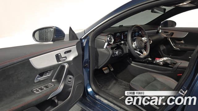 Mercedes-Benz CLA-Class 2021 — Фото 10/20