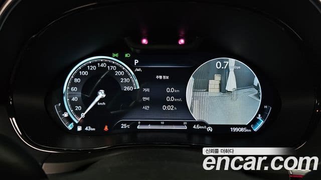 Genesis GV70 2022 — ფოტო 8/20
