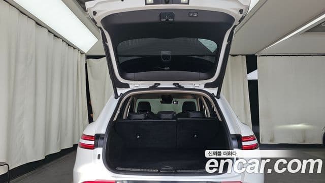 Genesis GV70 2022 — ფოტო 20/20