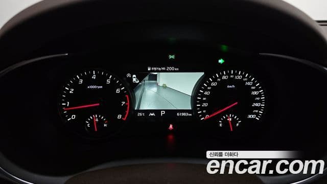 Kia Stinger 2021 — Şəkil 8/20