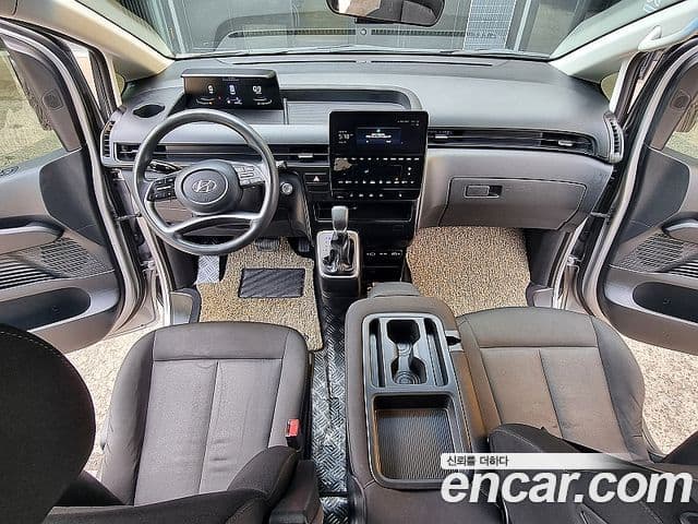 Hyundai Staria 2023 — Şəkil 4/20