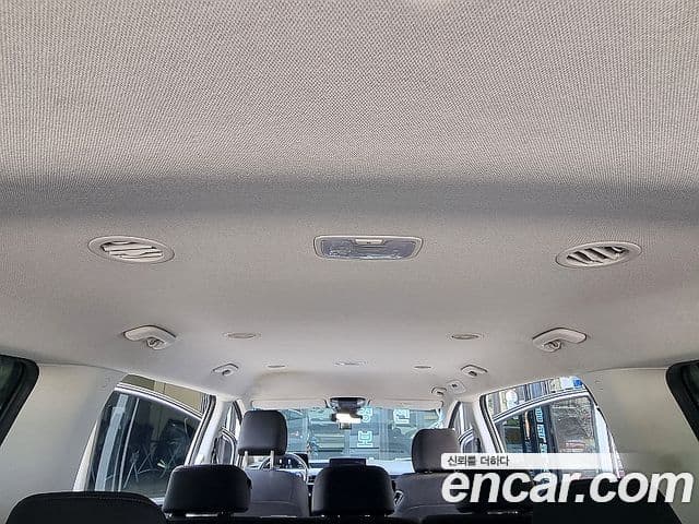Hyundai Staria 2023 — ფოტო 15/20