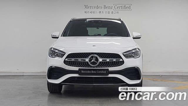 Mercedes-Benz GLA-Class 2023 — ფოტო 16/20