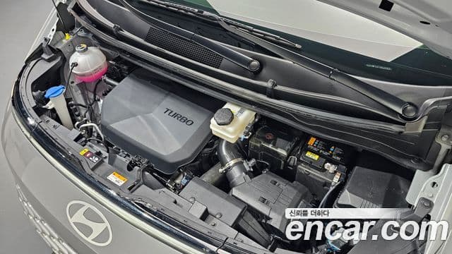 Hyundai Staria 2025 — Şəkil 6/20