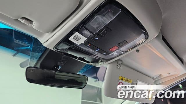Hyundai Staria 2025 — Şəkil 19/20
