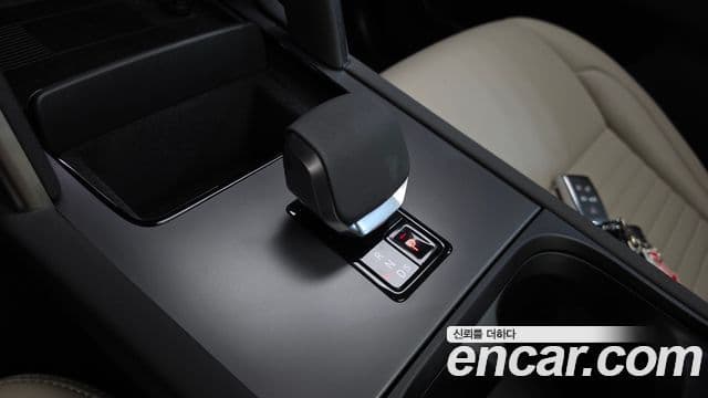Land Rover Discovery Sport 2025 — Şəkil 9/20
