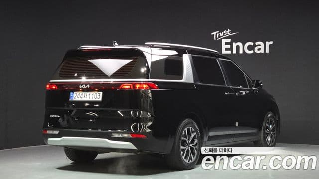 Kia Carnival 2023 — Şəkil 2/20