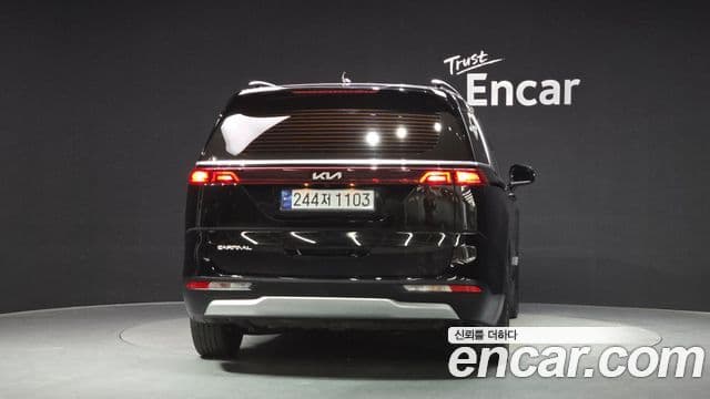 Kia Carnival 2023 — Şəkil 4/20