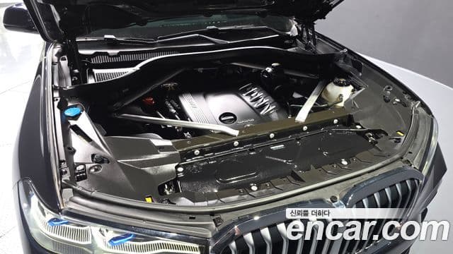 BMW X7 2021 — ფოტო 6/20
