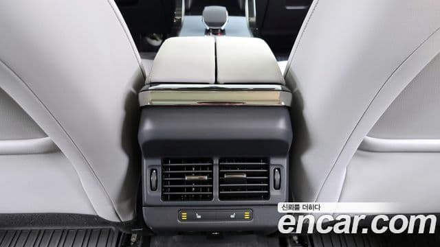 Land Rover Range Rover Evoque 2025 — ფოტო 19/20