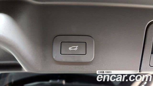 Land Rover Range Rover Evoque 2025 — ფოტო 26/32