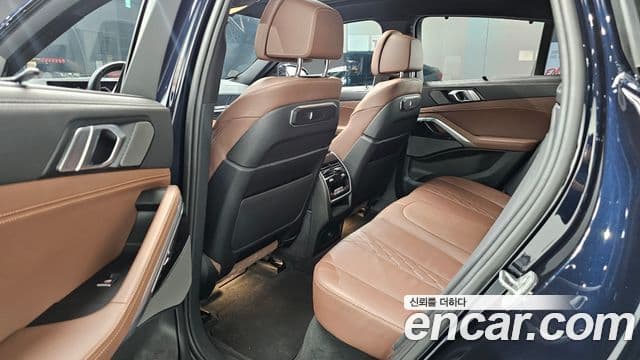 BMW X6 2023 — Photo 2/30