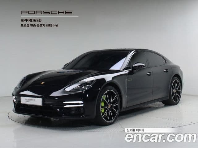 Porsche Panamera 2023 — ფოტო 1/20