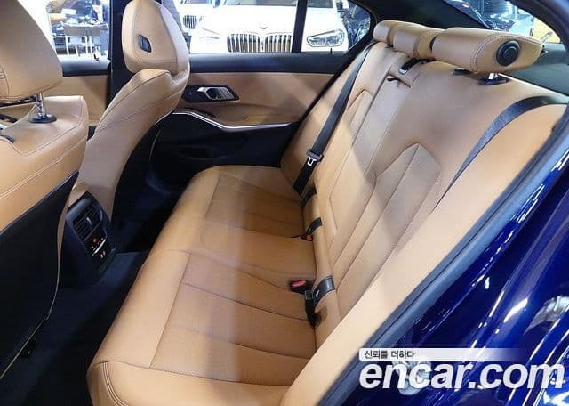 BMW 3 Series 2025 — ფოტო 17/20