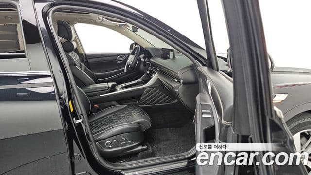 Genesis GV80 2022 — ფოტო 17/20