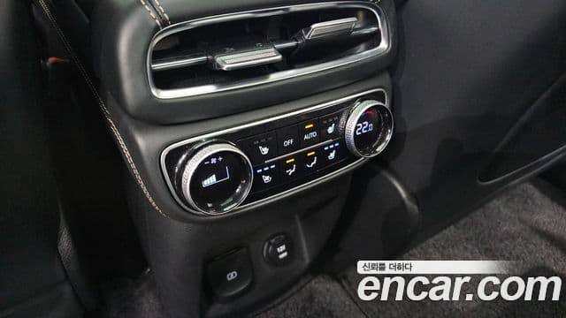 Genesis GV80 2022 — ფოტო 18/20