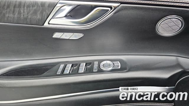 Genesis GV80 2022 — Şəkil 20/32