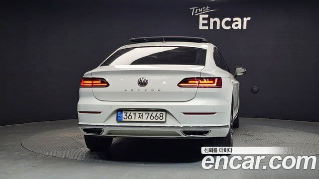 Volkswagen Arteon 2019 — ფოტო 4/20