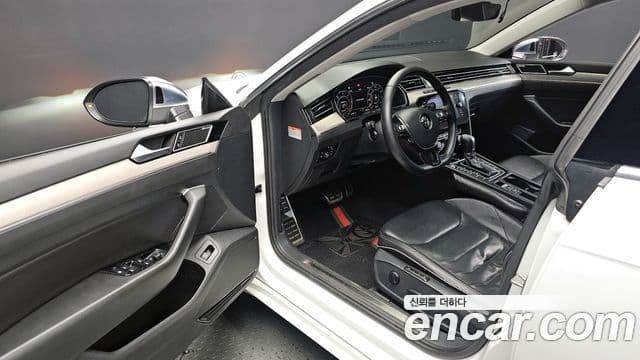 Volkswagen Arteon 2019 — Şəkil 10/20